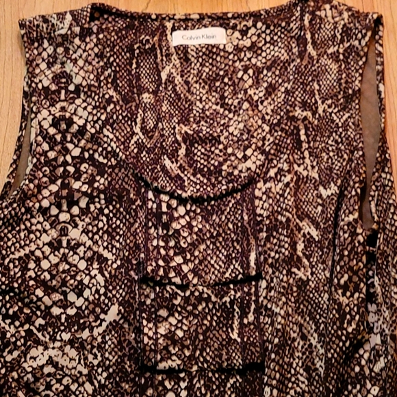 Calvin Klein Ruched Dress - Picture 4 of 4